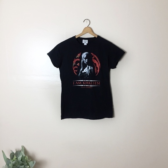 [Game of Thrones] Black Short Sleeve Graphic Shirt - Picture 1 of 7